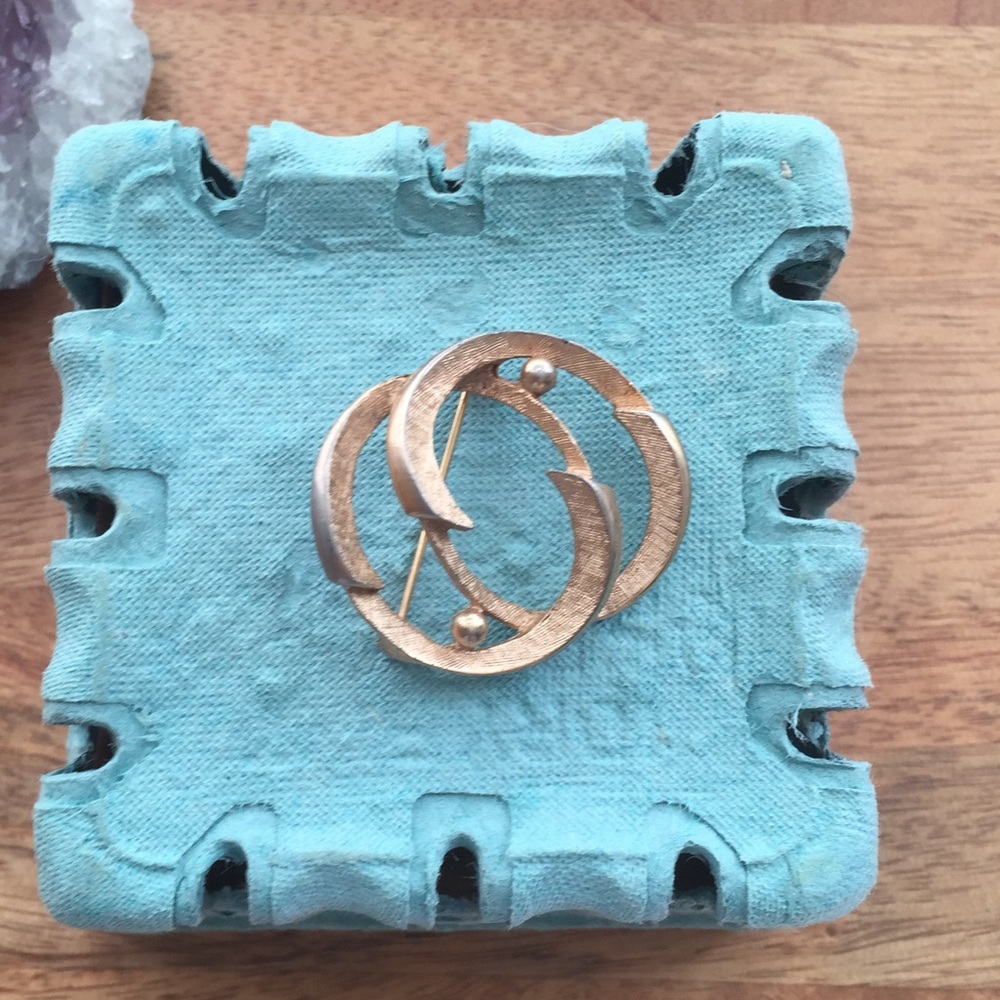 Geometric metal brooch pin vintage